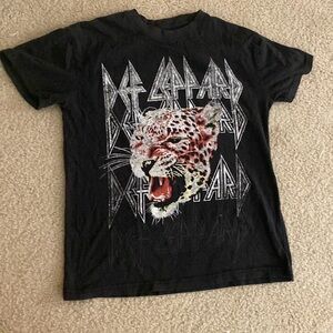 Tiger shirt!!! grey!!! barley worn!!